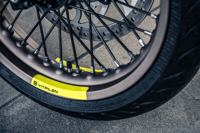 Husqvarna Vitpilen 401 Mihkel Külaots