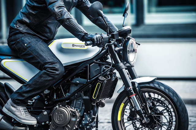 Husqvarna Vitpilen 401 Mihkel Külaots